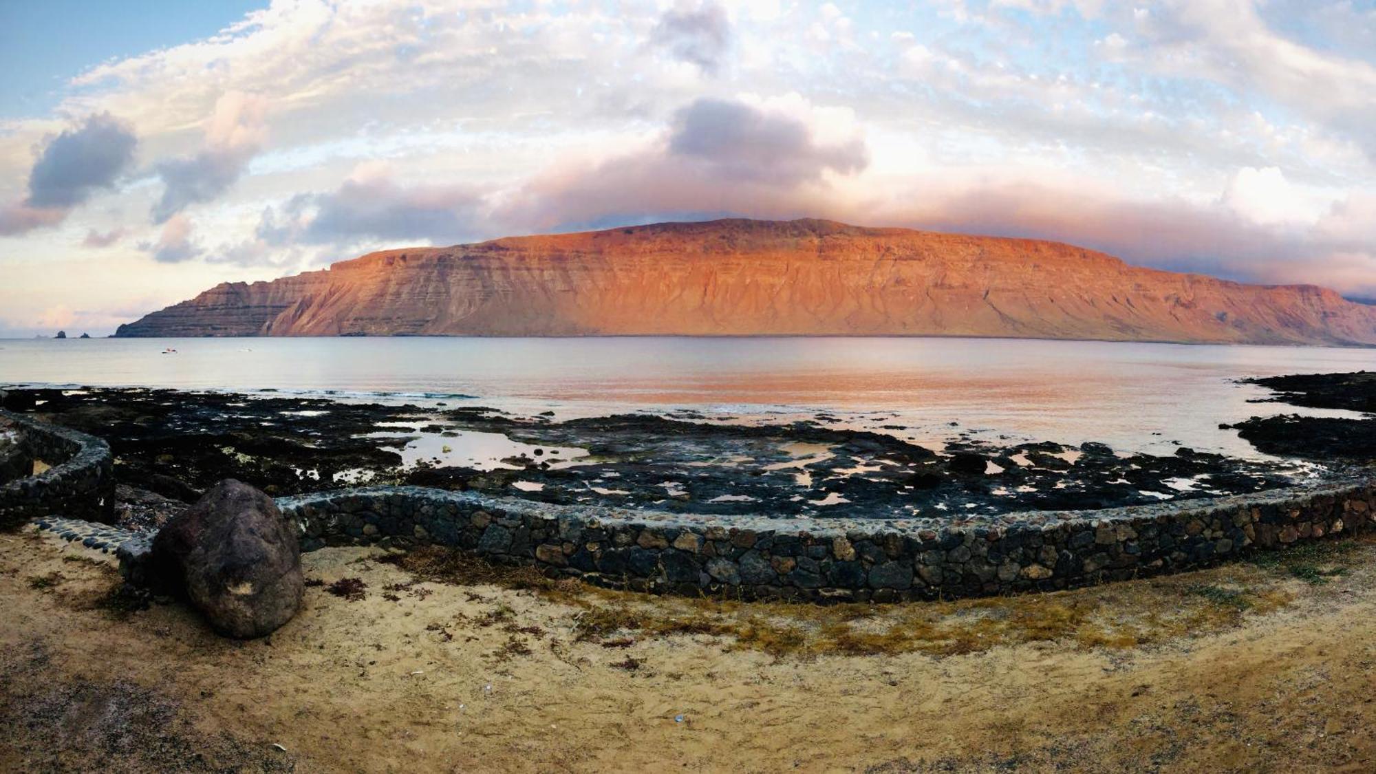 Flor De Cactus, La Graciosa Villa กาเลตา เด เซโบ ภายนอก รูปภาพ