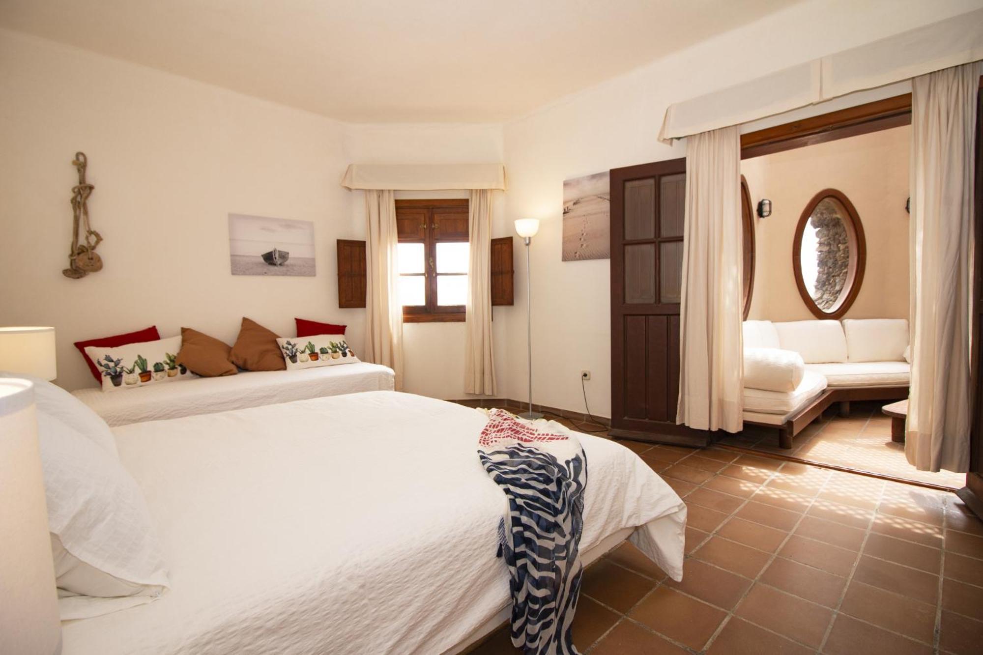 Flor De Cactus, La Graciosa Villa กาเลตา เด เซโบ ภายนอก รูปภาพ